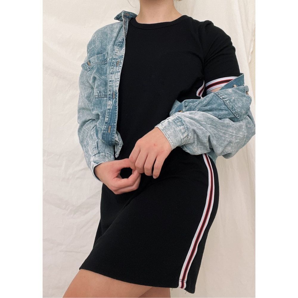 Pleione Sporty Black Tee Shirt Dress
